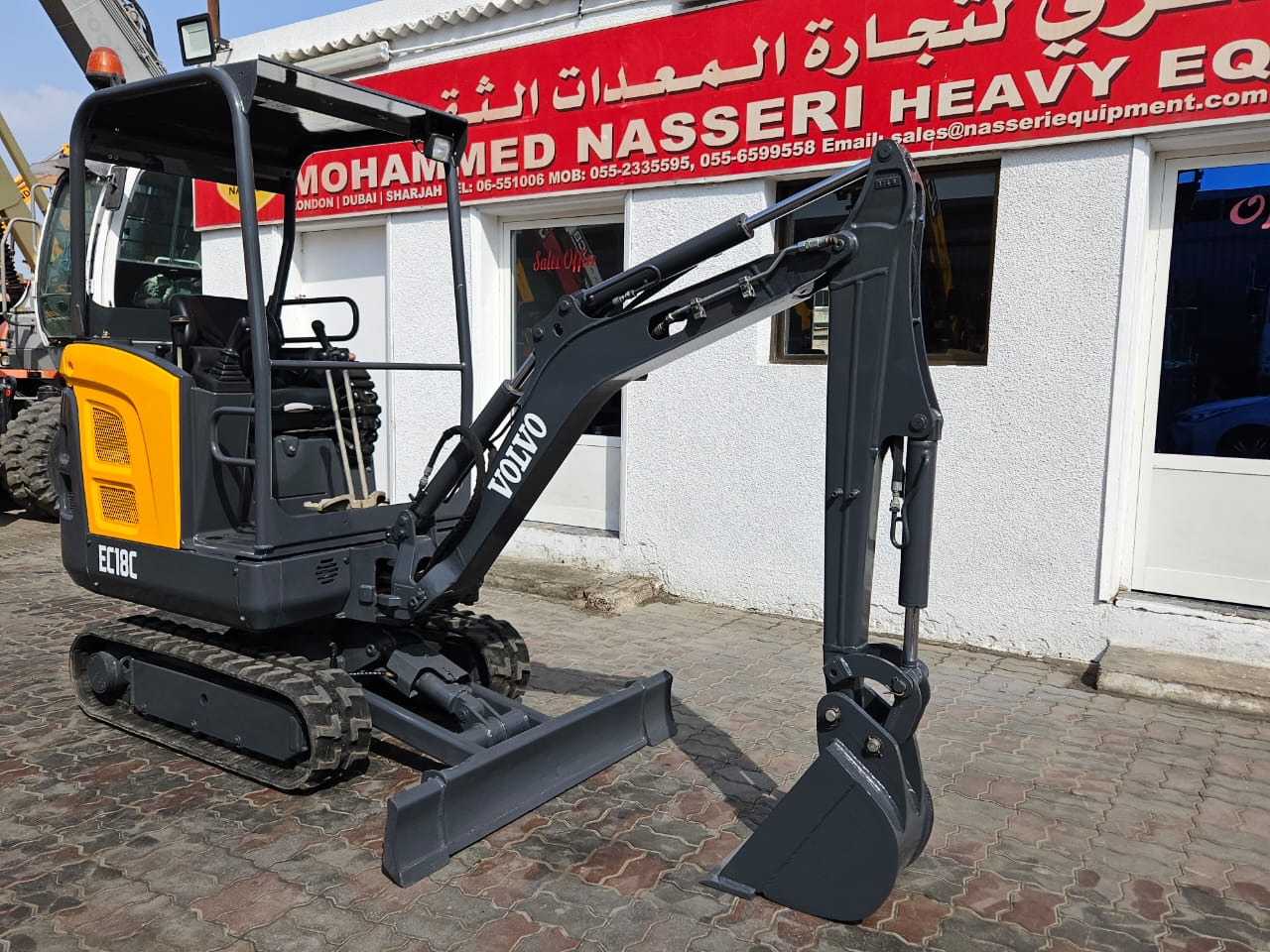 2015 VOLVO EC18C MINI EXCAVATOR (786)