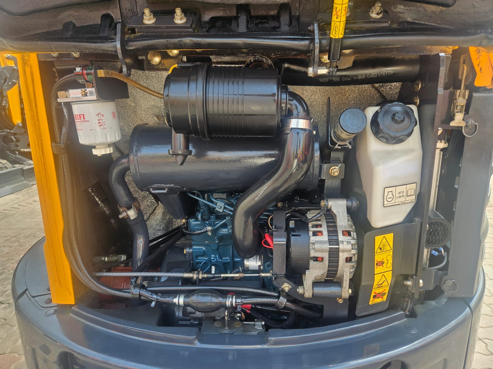 43d7f02e-feb9-4dd7-ba0e-cba34c877982