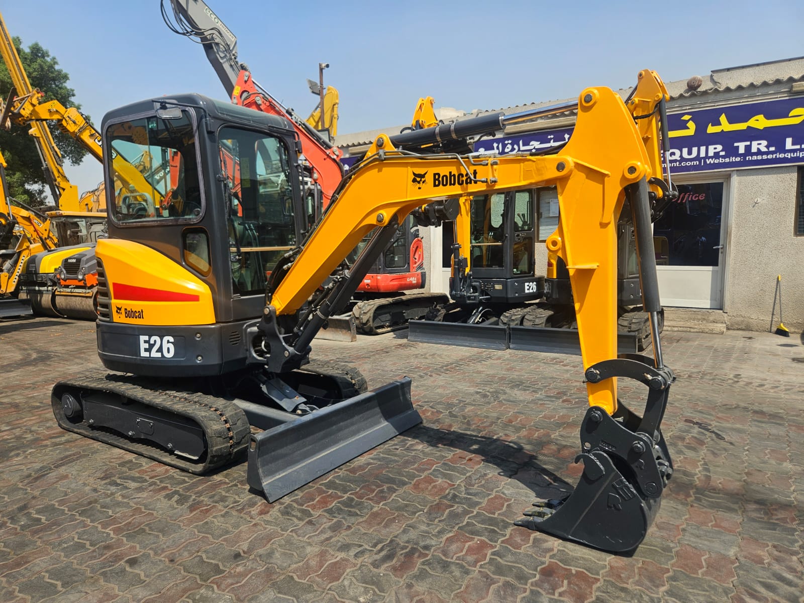 2014 BOBCAT E-26 MINI EXCAVATOR (285)