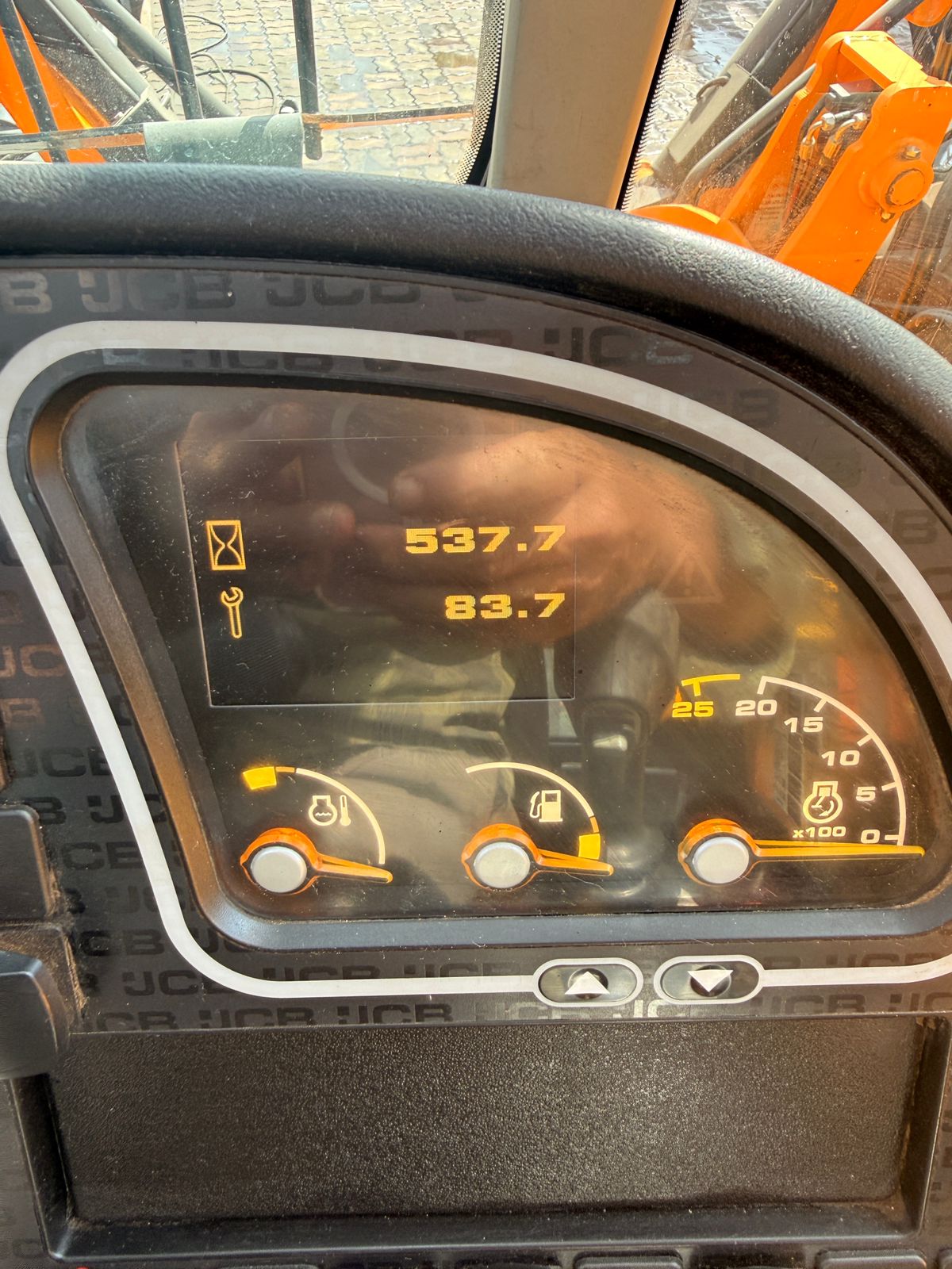 WhatsApp Image 2026-02-04 at 12.05.38 PM (1)