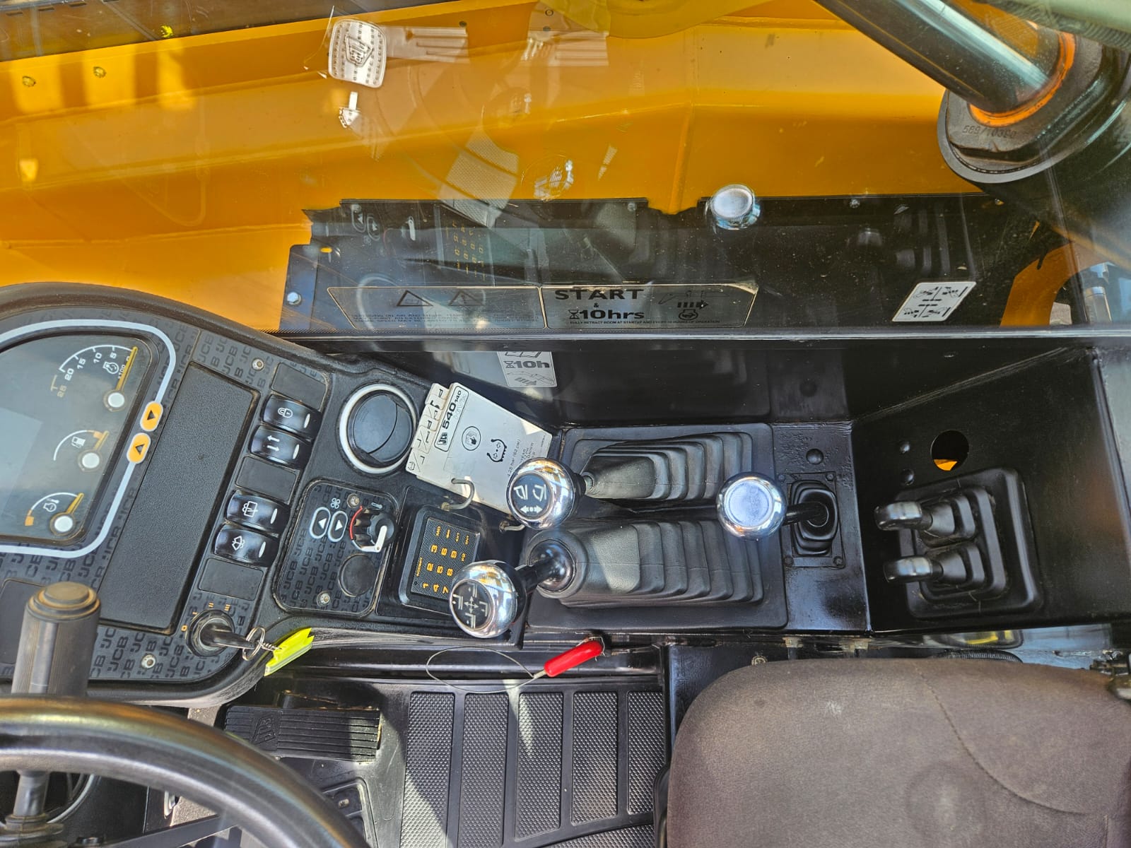 9b285039-800f-438b-b8eb-02051adc58a4