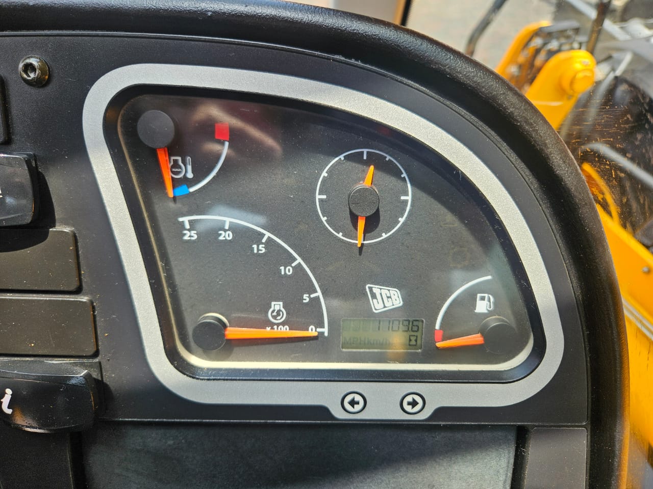 d6855dac-16e9-42a1-b1a5-04c82bdd15bf