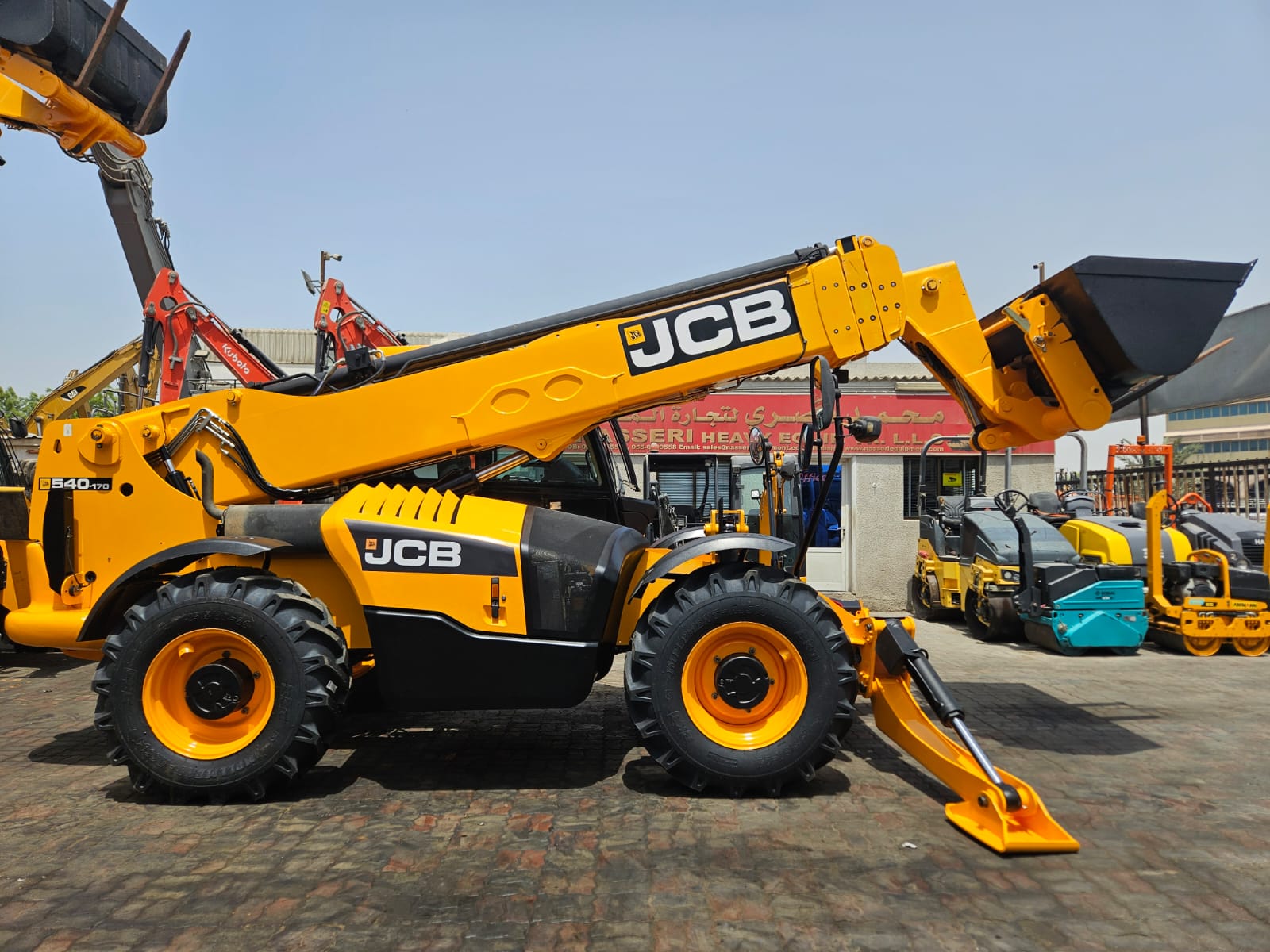 2015 540-170 Telehandler Boom Loader (004)