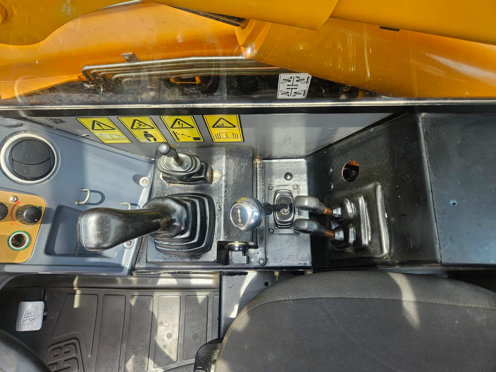 e7e40ca1-33e0-482b-ad66-84396b55381d