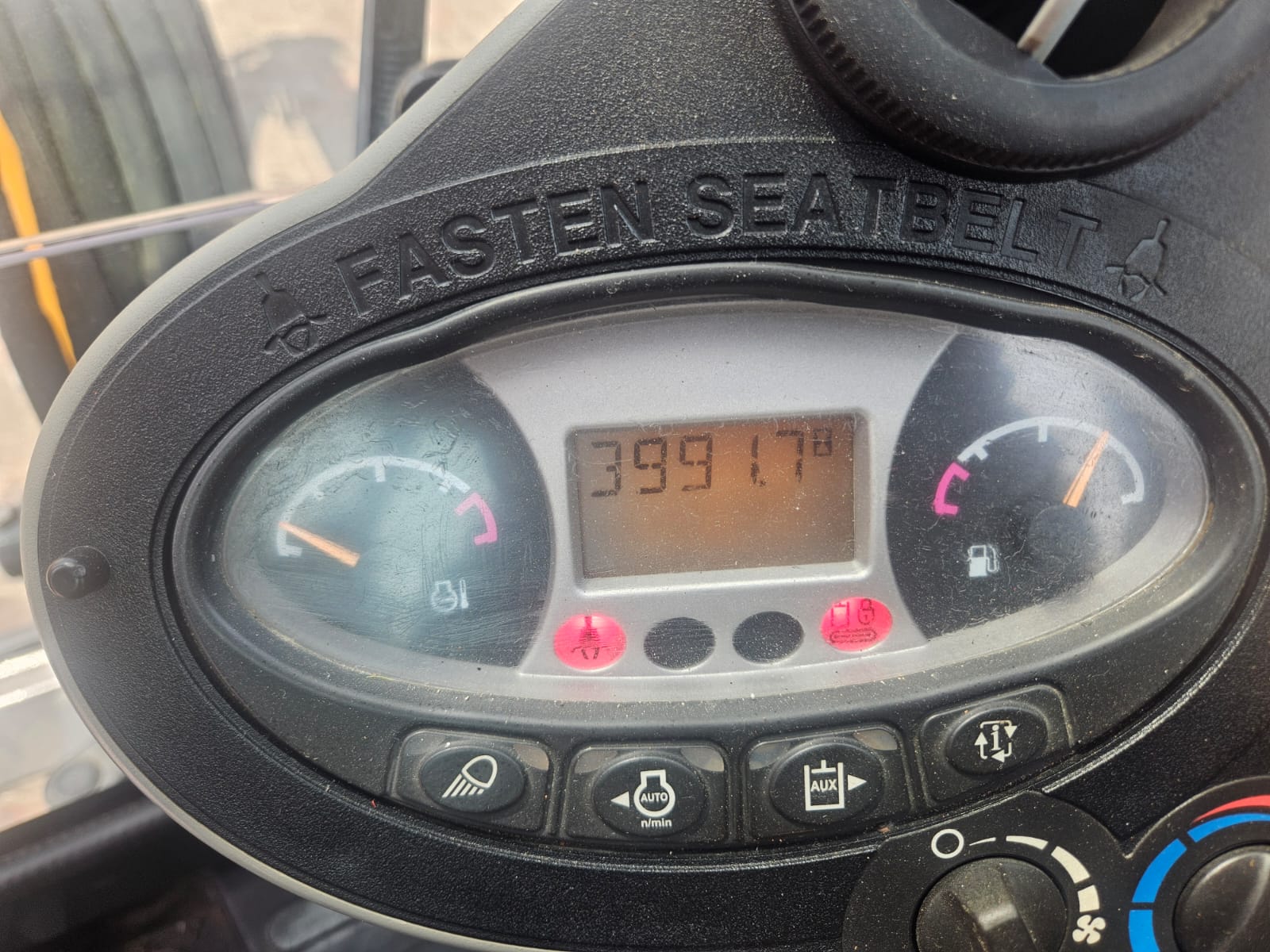 c6dae158-d8a3-4b84-abf0-217237e0c66d