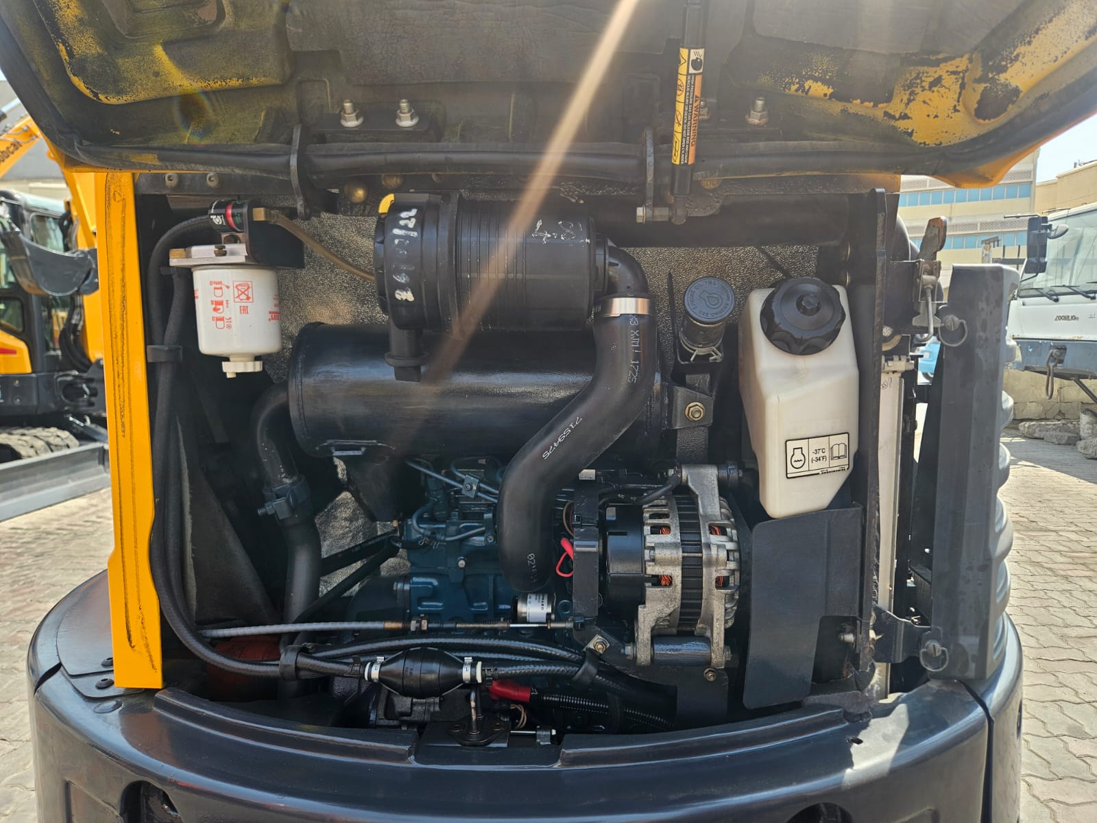 dc36594a-236e-42e4-b940-cbcaa847132e