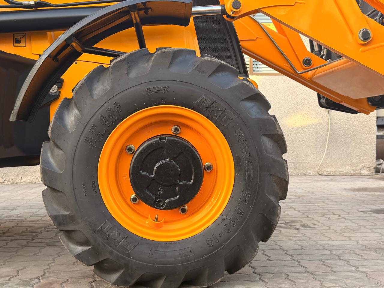 WhatsApp Image 2026-04-18 at 18.40.32