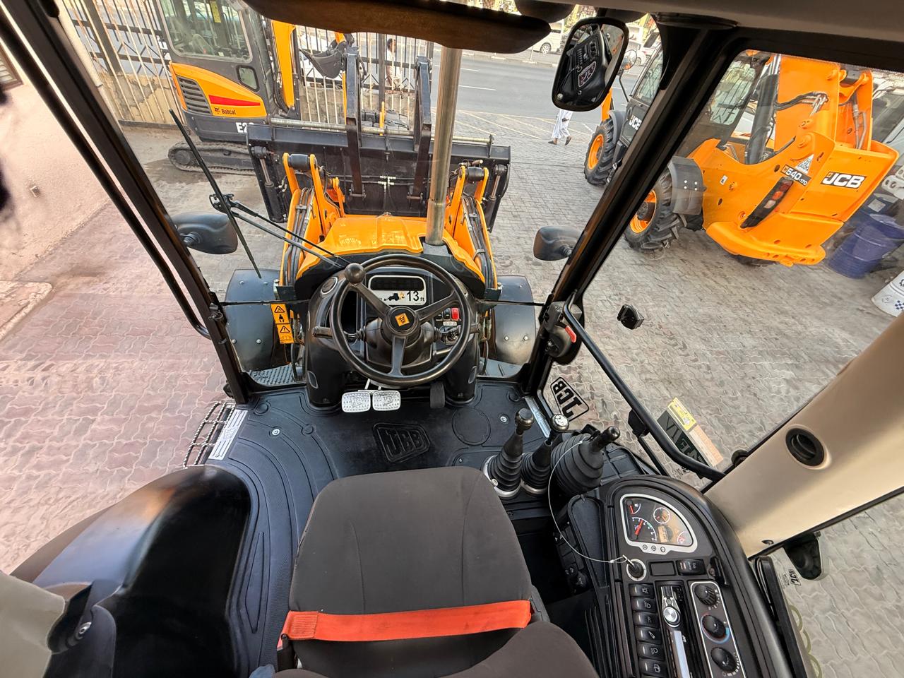 WhatsApp Image 2026-04-18 at 18.40.58