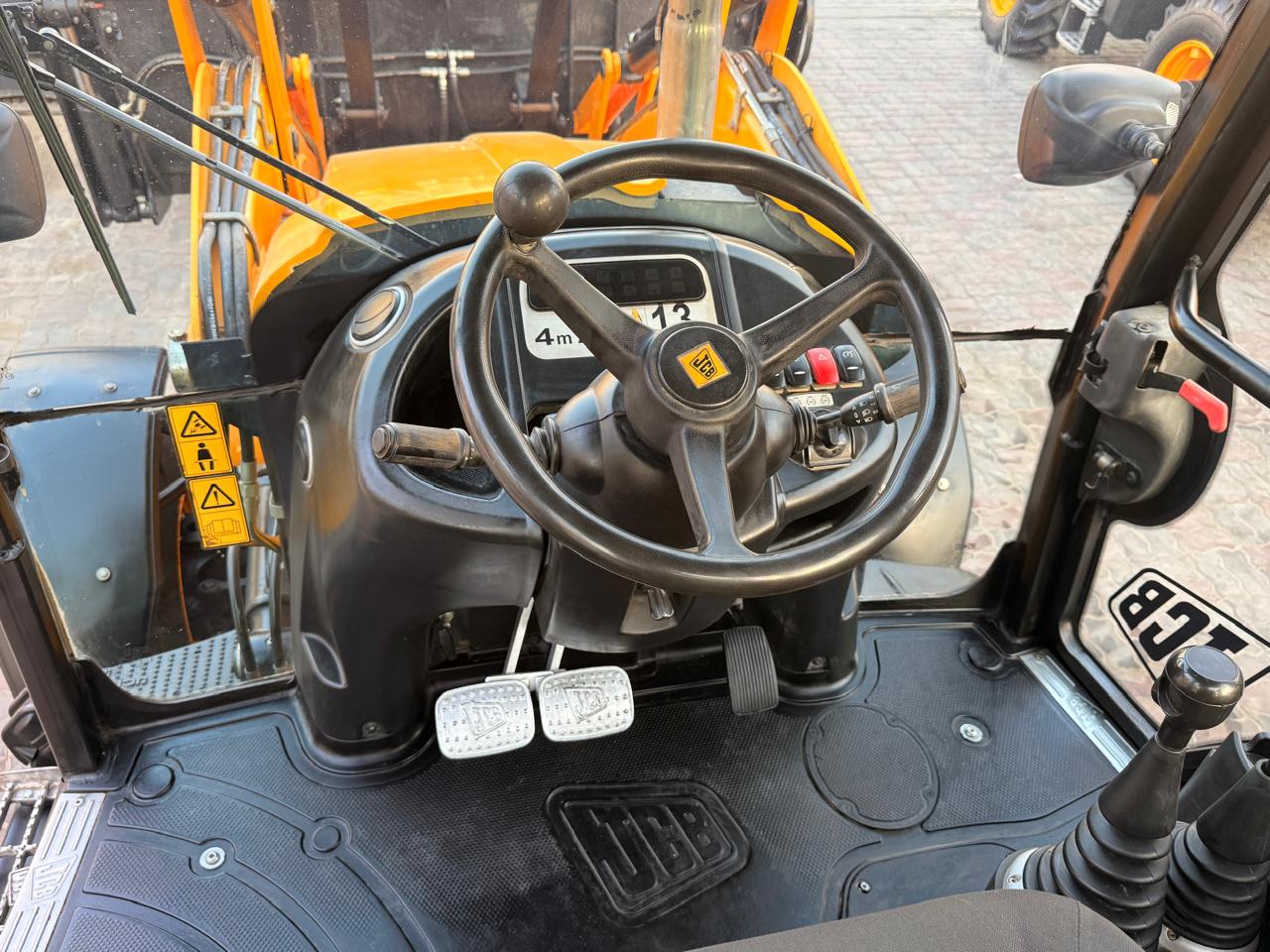 WhatsApp Image 2026-04-18 at 18.41.04