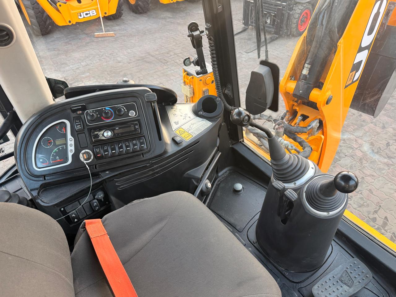 WhatsApp Image 2026-04-18 at 18.41.22