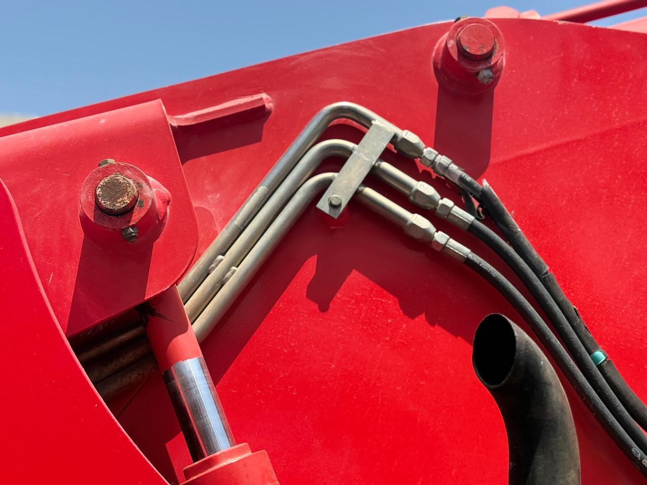 WhatsApp Image 2026-04-19 at 15.35.01 (3)